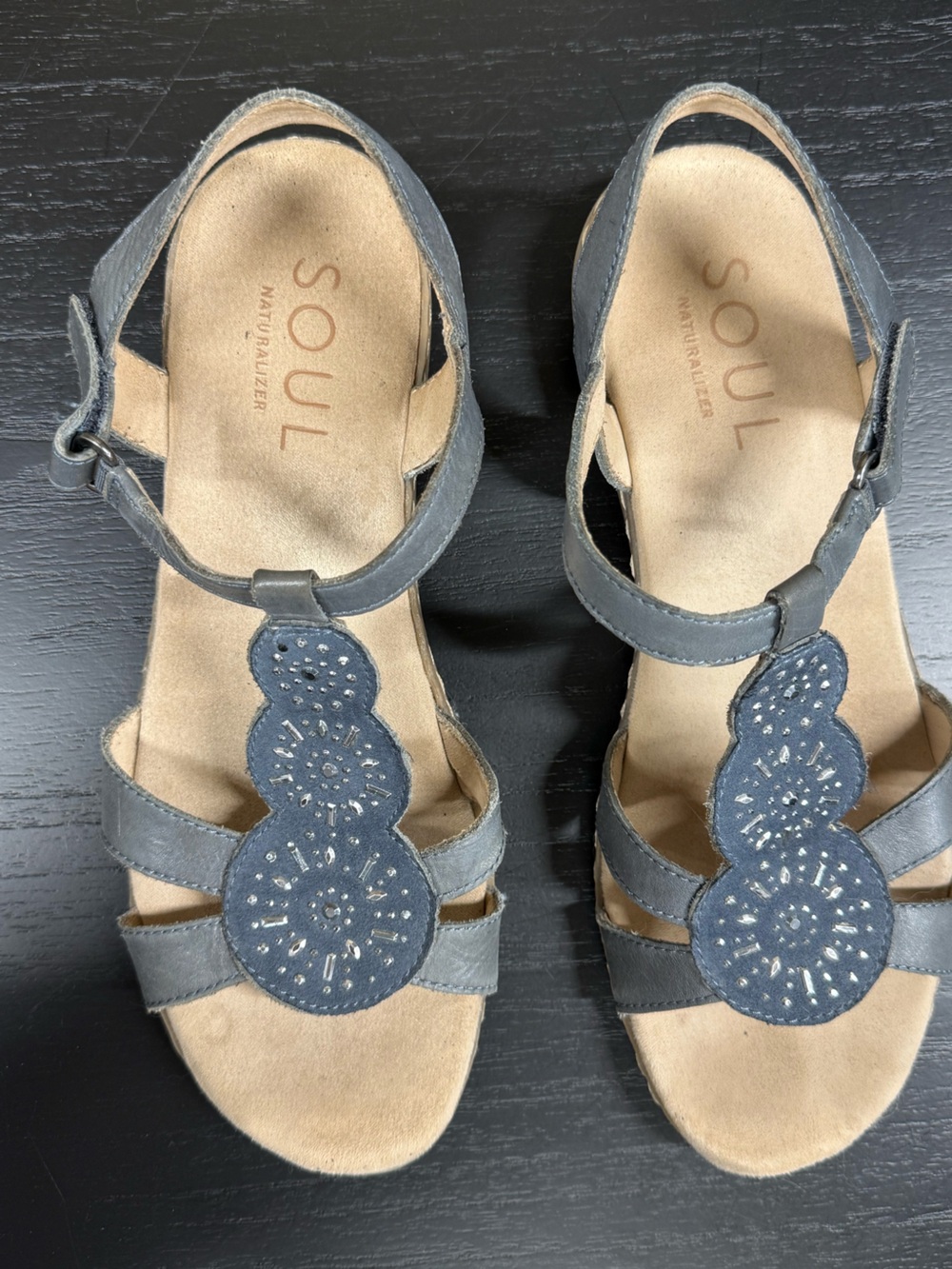 Soul Naturalizer Women's Blue Gray Decorative T-Strap Sandals